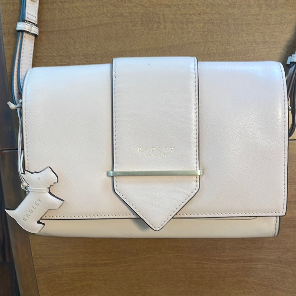 AUTHENTIC: Radley London Cross-body Bag 🌸 Perfect for spring!